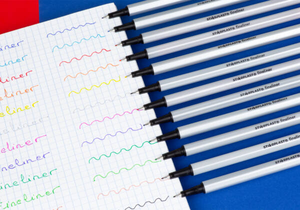 水彩笔套装 Rotuladore Fineliner 12 Colores