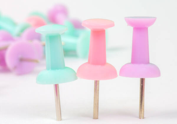 35 Chinchetas de Plástico 22mm Colores Pastel